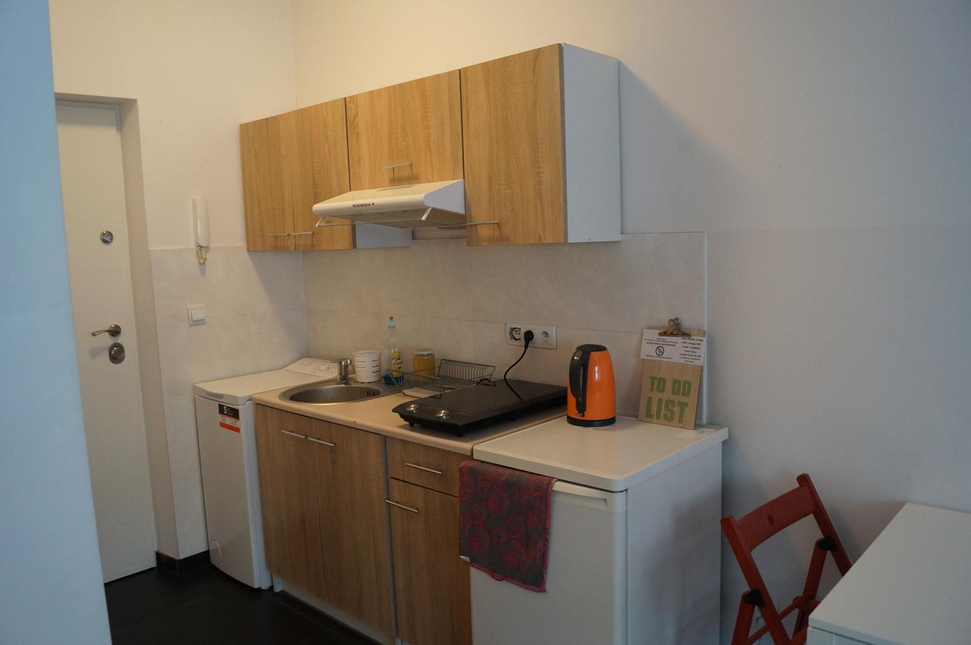 Red Apartament Лодзь Экстерьер фото